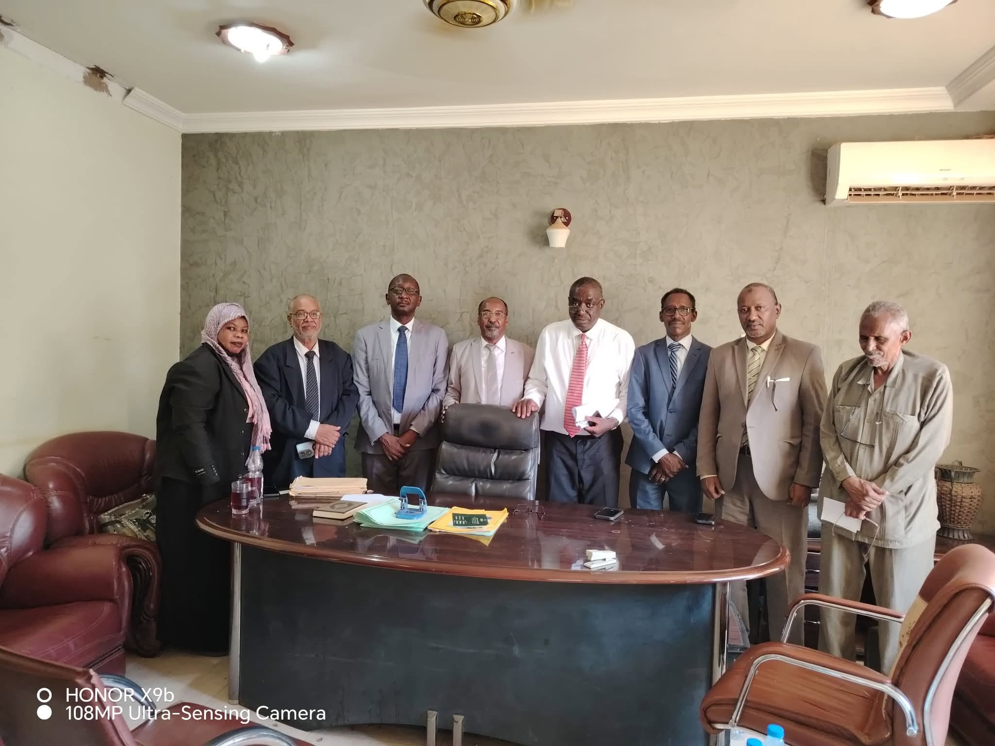 Read more about the article Collaboration Between the African Center for Governance Studies and the Bar Association